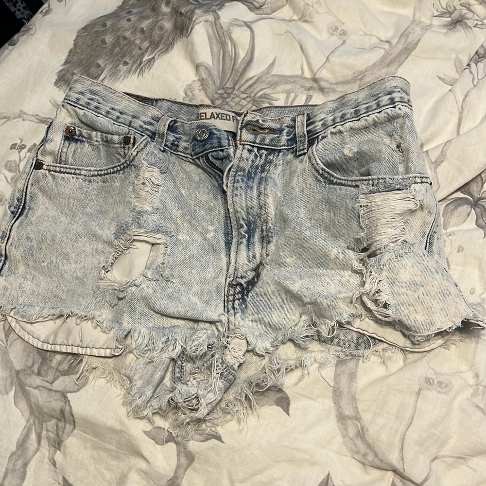 levi shorts